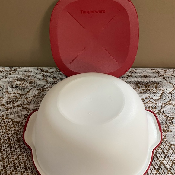 Tupperware Thermo-Duo Hot/Cold Insulated bowl. 2.4 litres. - Picture 4 of 5